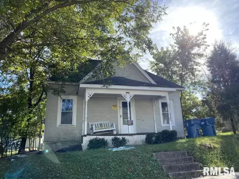 204 Williams St, Anna, IL 62906 photo 1