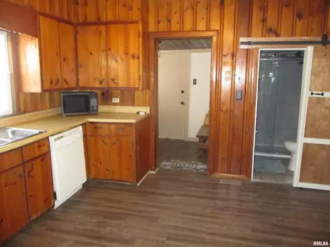 211 S 9th St, Benton, IL 62812 photo 26