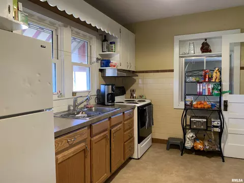10224 E Richview Rd, Mount Vernon, IL 62864 photo 7