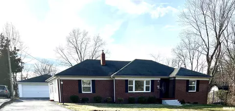 402 Bainbridge Rd, Marion, IL 62959 photo 1