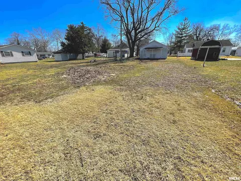 901 E 3rd St, Flora, IL 62839 photo 29