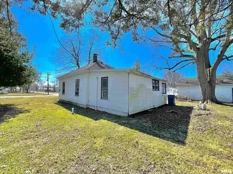 901 E 3rd St, Flora, IL 62839 photo 39