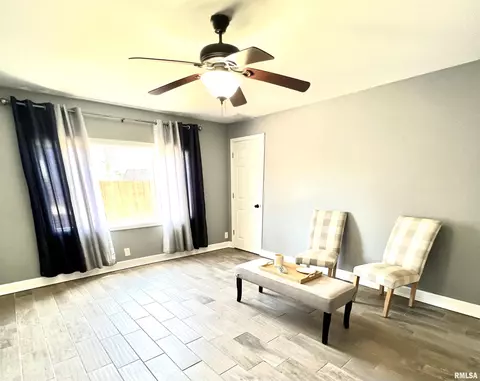 609 S Future St, Marion, IL 62959 photo 41