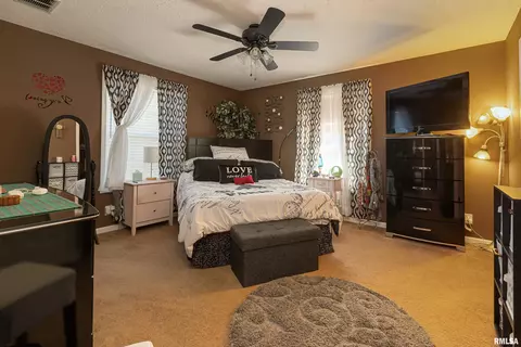 318 E Beacon Ct, Mount Vernon, IL 62864 photo 14