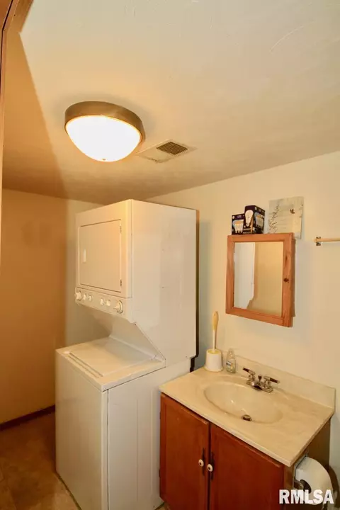 1109 1111 Sandra Ct, Murphysboro, IL 62966 photo 10
