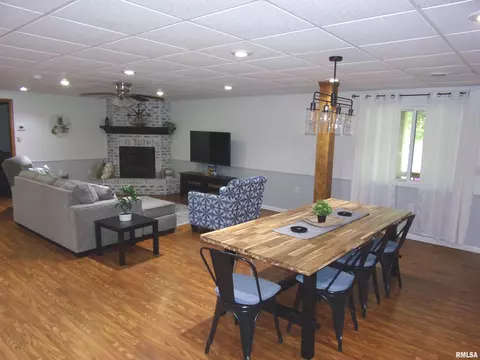 3379 Rainier Ln, Centralia, IL 62801 photo 7