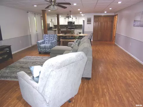 3379 Rainier Ln, Centralia, IL 62801 photo 8