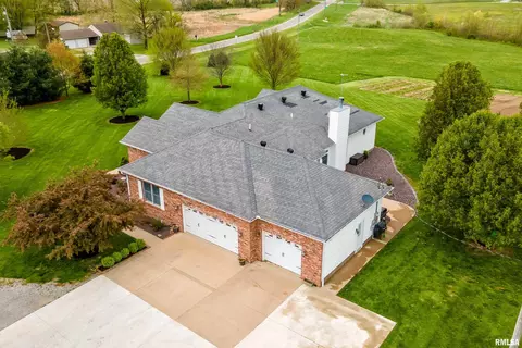 520 N Main St, Dix, IL 62830 photo 45