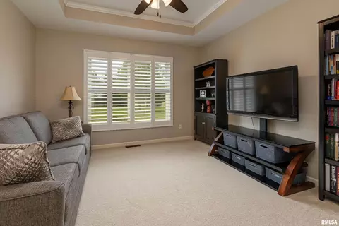 520 N Main St, Dix, IL 62830 photo 18