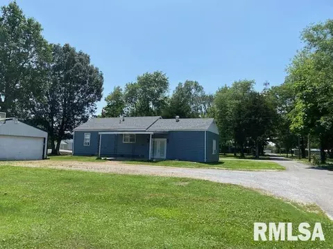 606 SW 6th St, Fairfield, IL 62837 photo 10