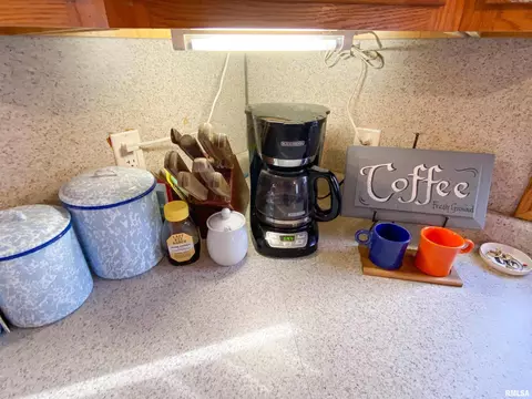726 E 4th St, Flora, IL 62839 photo 26