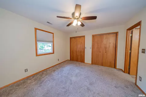 12 Roseclair Ln, Centralia, IL 62801 photo 24