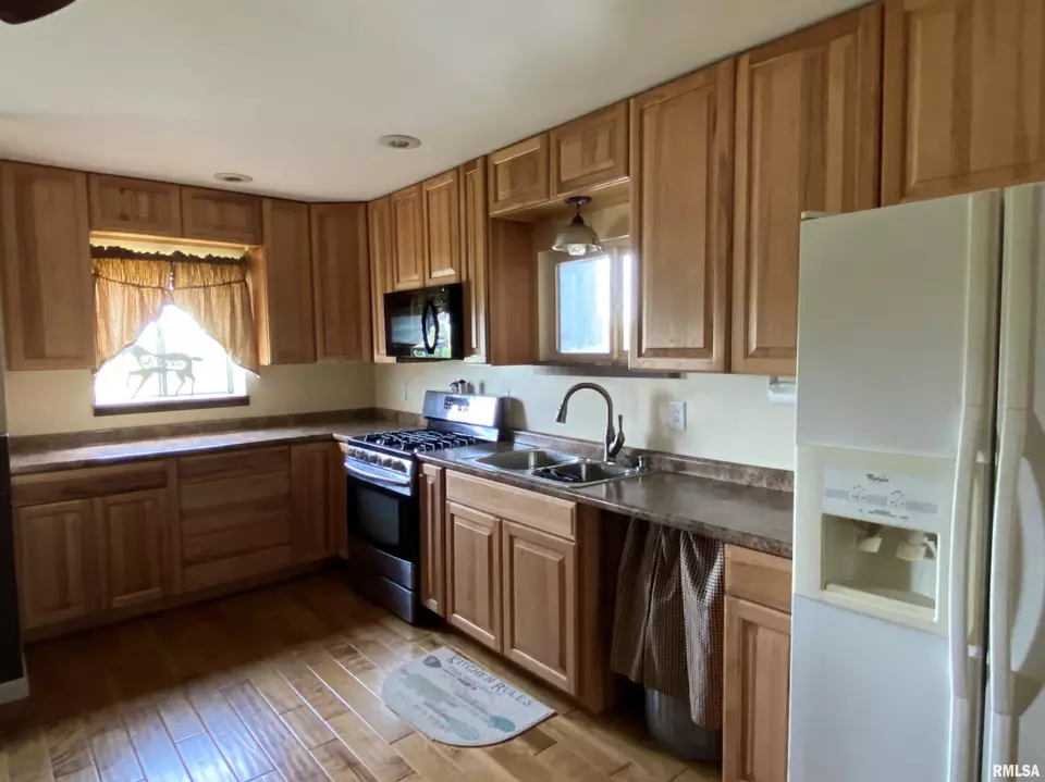  609 N 5th St, Ava, IL 62907 photo 3