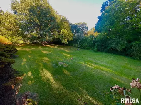 1371 Schwartz Rd, Centralia, IL 62801 photo 10