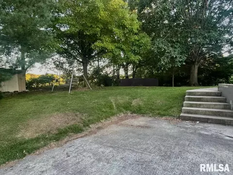 1371 Schwartz Rd, Centralia, IL 62801 photo 6