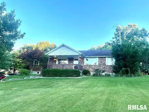 1371 Schwartz Rd, Centralia, IL 62801 photo 2