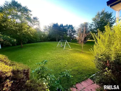 1371 Schwartz Rd, Centralia, IL 62801 photo 12