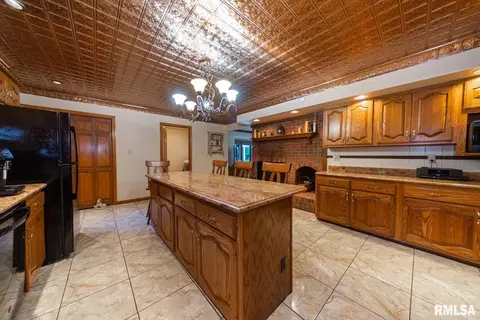 1200 E Clark Trl, Herrin, IL 62948 photo 16