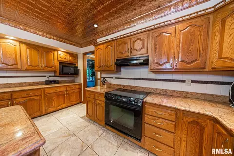 1200 E Clark Trl, Herrin, IL 62948 photo 15