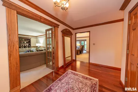 1200 E Clark Trl, Herrin, IL 62948 photo 4