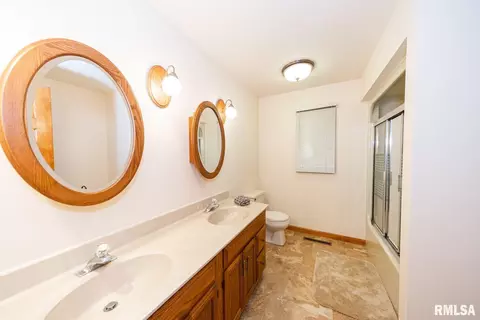 1200 E Clark Trl, Herrin, IL 62948 photo 29