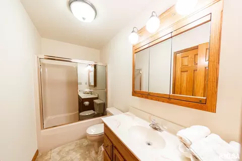 1200 E Clark Trl, Herrin, IL 62948 photo 24