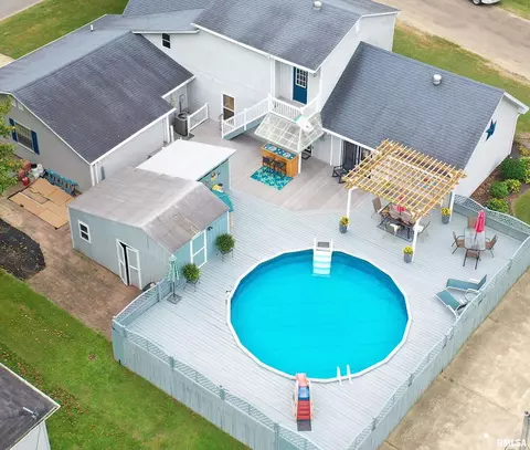 200 E Boone St, Salem, IL 62881 photo 2
