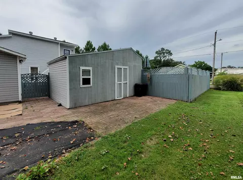 200 E Boone St, Salem, IL 62881 photo 47