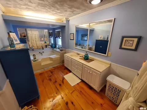 200 E Boone St, Salem, IL 62881 photo 23