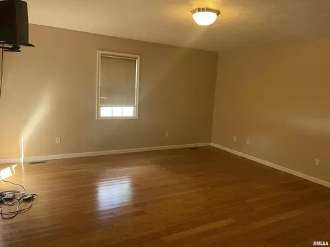 35 Douglas Dr, Herrin, IL 62948 photo 25