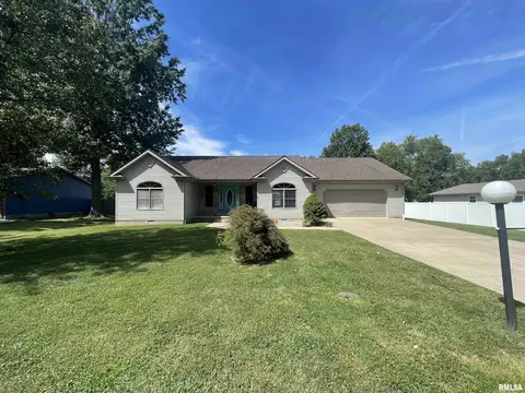 35 Douglas Dr, Herrin, IL 62948 photo 2