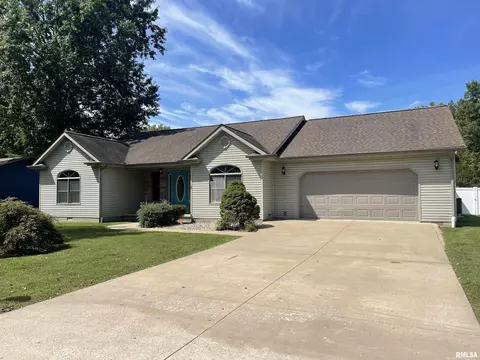 35 Douglas Dr, Herrin, IL 62948 photo 3
