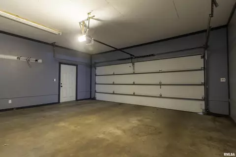 905 E Clark Trl, Herrin, IL 62948 photo 29