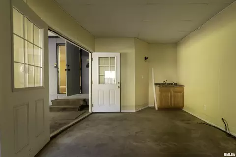 905 E Clark Trl, Herrin, IL 62948 photo 31