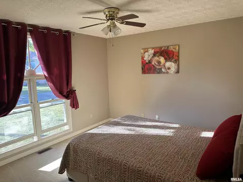 512 Jay Dr, Mount Vernon, IL 62864 photo 24