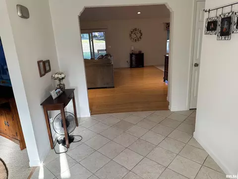 512 Jay Dr, Mount Vernon, IL 62864 photo 27