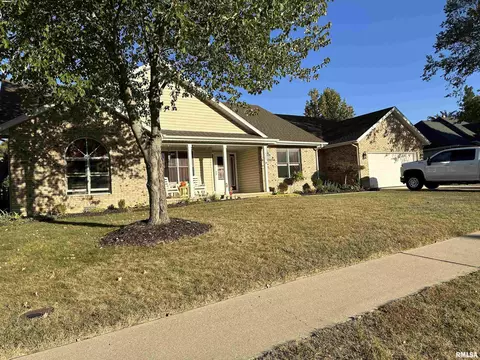 512 Jay Dr, Mount Vernon, IL 62864 photo 1