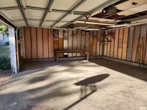 1011 Kirkpatrick St, Benton, IL 62812 photo 20