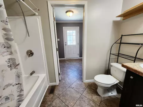 2413 E Old Union Rd, Mount Vernon, IL 62864 photo 38
