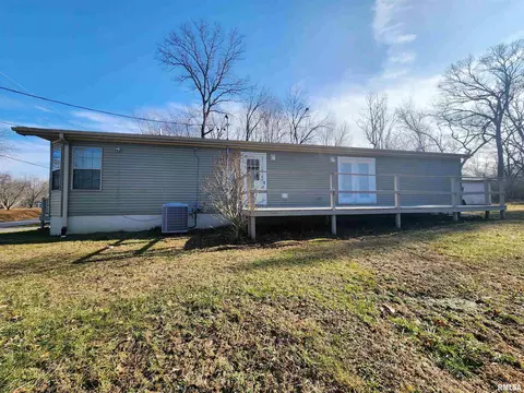 2413 E Old Union Rd, Mount Vernon, IL 62864 photo 4