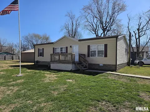 609 E 6th St, Metropolis, IL 62960 photo 2