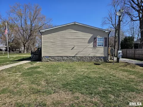 609 E 6th St, Metropolis, IL 62960 photo 3