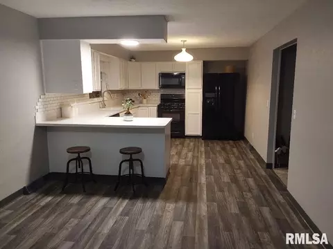 628 Sara Dr, Centralia, IL 62801 photo 10