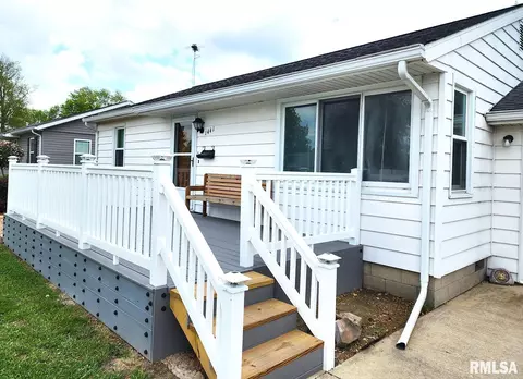 1441 E 3rd St, Centralia, IL 62801 photo 2