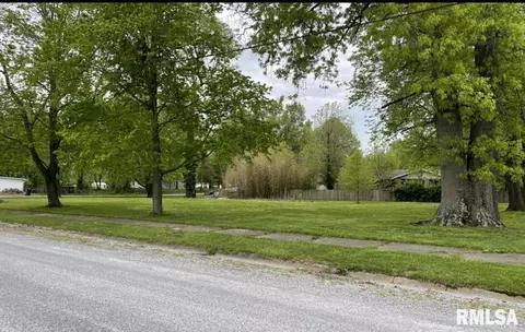 0000 Main St, Buckner, IL 62819