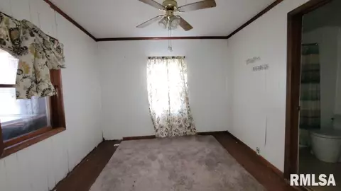 602 E High St, Anna, IL 62906 photo 9