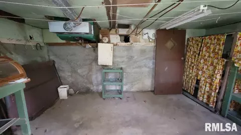 602 E High St, Anna, IL 62906 photo 14