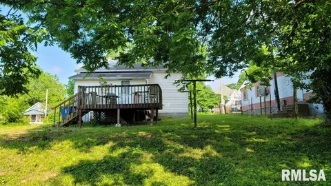602 E High St, Anna, IL 62906 photo 4