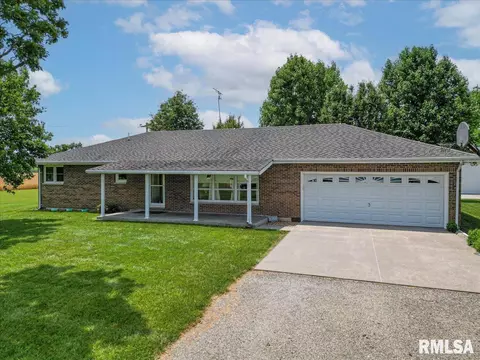 5591 Purple Martin Rd, Pinckneyville, IL 62274