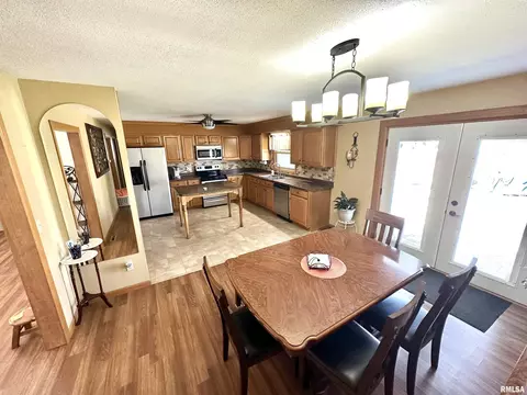 634 Sara, Centralia, IL 62801 photo 5